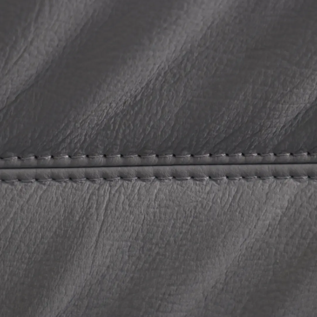 Mercedes W203 Scheda Porta Posteriore Sinistra Pannello Grigio Pelle - SKU A2037303762 - Numero di parte A2037303762