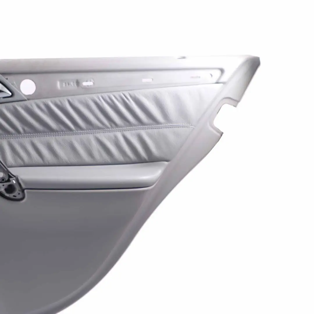 Carte Porte Arrière Droite Panneau D'Habillage Cuir Gris pour Mercedes W203 à propos du numéro de pièce A2037303862 Mercedes W203 Carte Porte Arrière Droite Panneau D'Habillage Cuir Gris - SKU A2037303862 - Numéro de pièce A2037303862