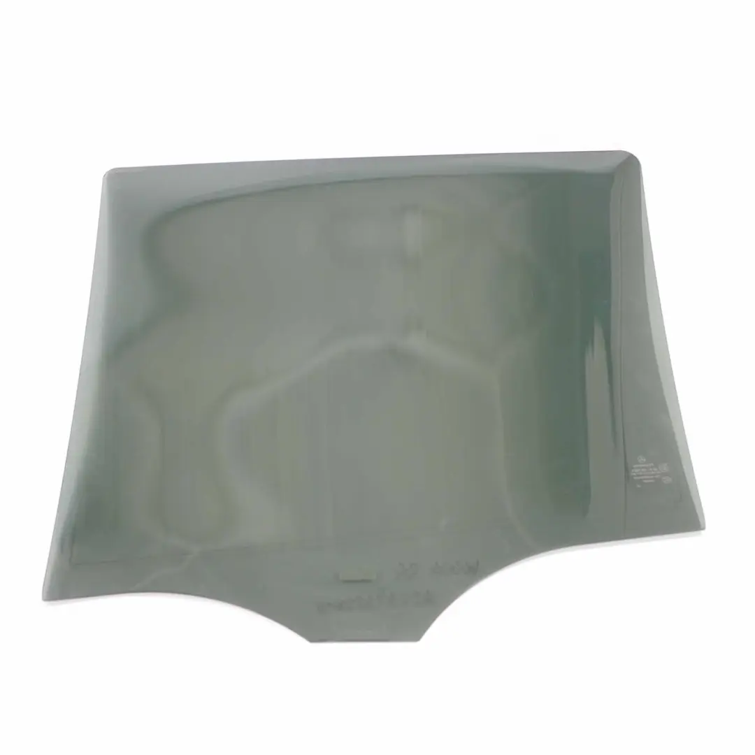 Vetro Porta Posteriore Destra Nero AS3 per Mercedes W203 Estate con numero di parte A2037352810 Mercedes W203 Estate Vetro Porta Posteriore Destra Nero AS3 - SKU A2037352810 - Numero di parte A2037352810