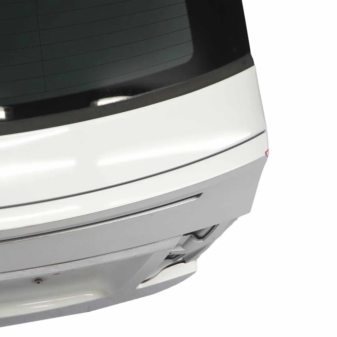 Klapa Bagażnika Iridium Silver 775 do Mercedes CL203 o numerze A2037400705 Mercedes CL203 Klapa Bagażnika Iridium Silver 775 - SKU A2037400705-IRS - Numer Części A2037400705