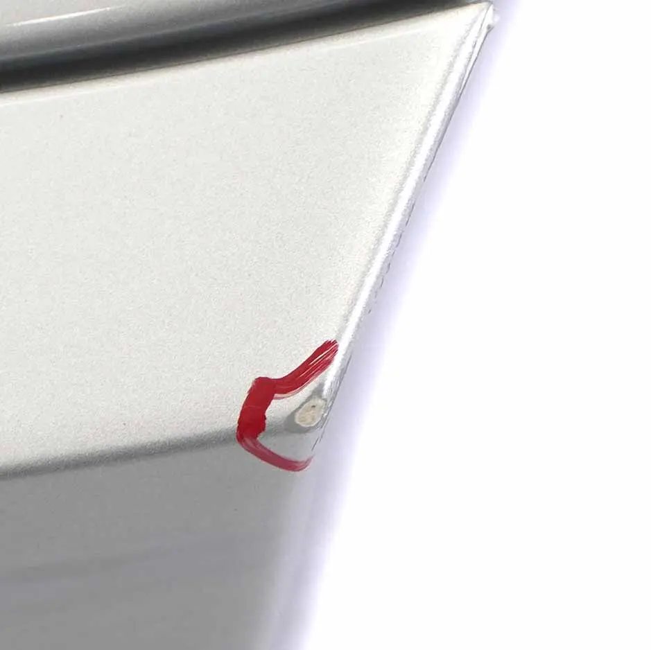 Klapa Bagażnika Iridium Silver 775 do Mercedes CL203 o numerze A2037400705 Mercedes CL203 Klapa Bagażnika Iridium Silver 775 - SKU A2037400705-IRS - Numer Części A2037400705