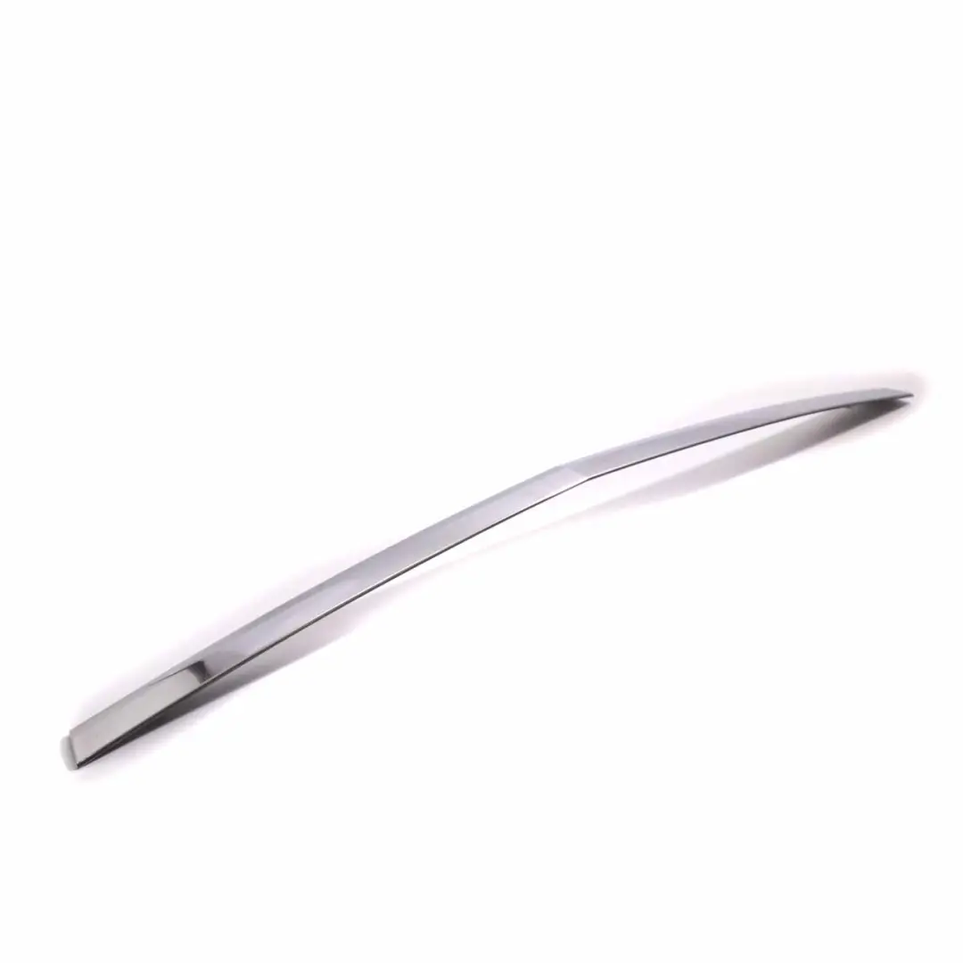 Couvercle d'ouverture de hayon chromé pour Mercedes CL203 à propos du numéro de pièce A2037430193 Mercedes CL203 Couvercle d'ouverture de hayon chromé - SKU A2037430193 - Numéro de pièce A2037430193