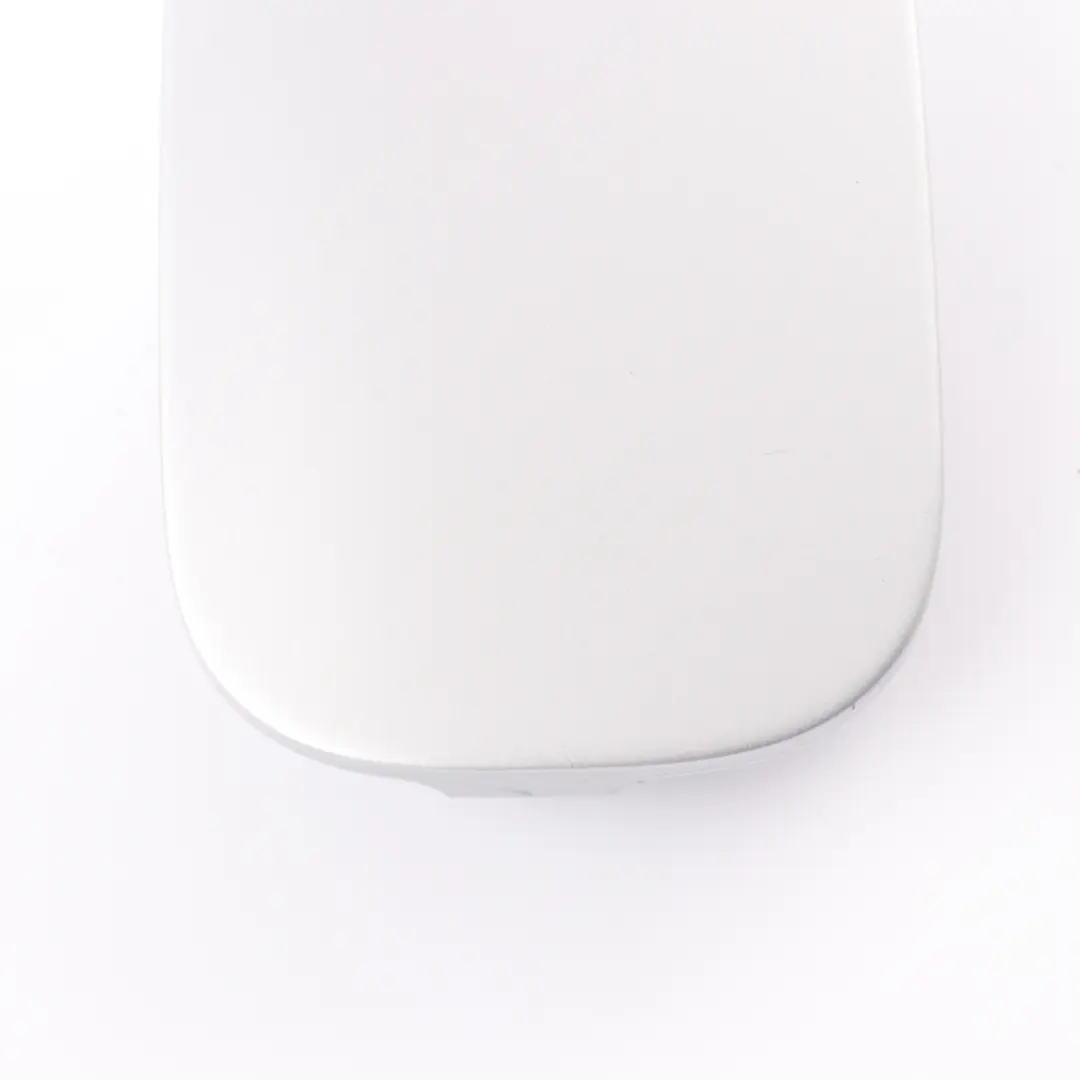 Filler Fill Flap Tankdeckel Abdeckung Iridium Silber Metallic für Mercedes W203 Fuel mit Teilenummer A2037500206 Mercedes W203 Fuel Filler Fill Flap Tankdeckel Abdeckung Iridium Silber Metallic - SKU A2037500206-IRS - Teilenummer A2037500206