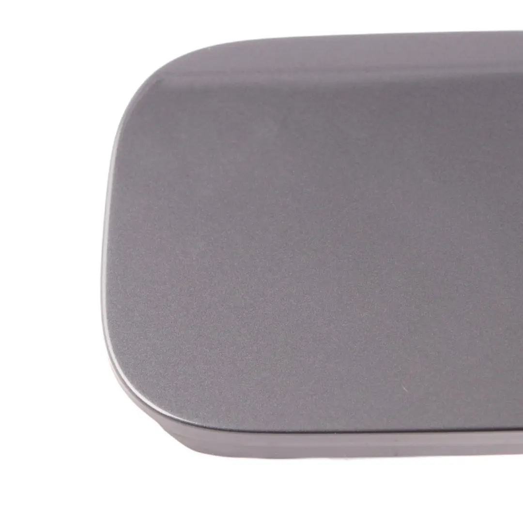 Klapka Wlewu Paliwa Tenorite Grey - 755 do Mercedes CL203 o numerze A2037500806 Mercedes CL203 Klapka Wlewu Paliwa Tenorite Grey - 755 - SKU A2037500806-TNG - Numer Części A2037500806