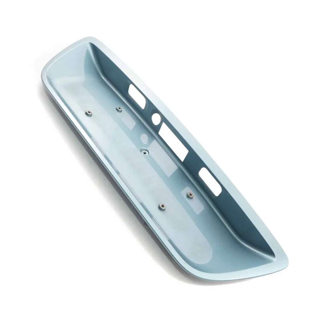 Support plaque hayon arrière coffre Bleu Aragonite 941 pour Mercedes W203 à propos du numéro de pièce A2037500881 Mercedes W203 Support plaque hayon arrière coffre Bleu Aragonite 941 - SKU A2037500881-ABM - Numéro de pièce A2037500881