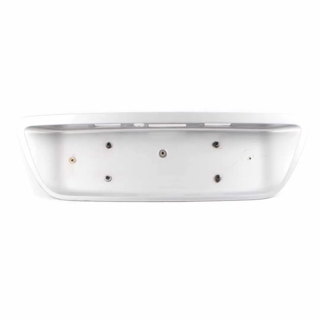 Mercedes W203 Blenda Osłona Klapy Bagażnika Brilliant Silver - 744 - SKU A2037500881-BS - Numer Części A2207500281