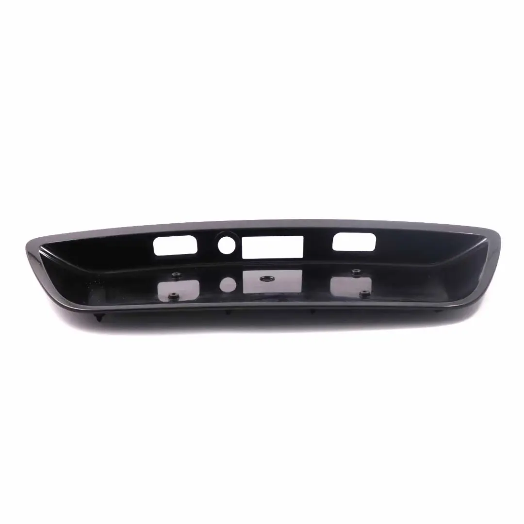 Mercedes W203 Kofferraum Heckklappe Schildhalter Obsidian Schwarz 197 - SKU A2037500881-OB - Teilenummer A2037500881