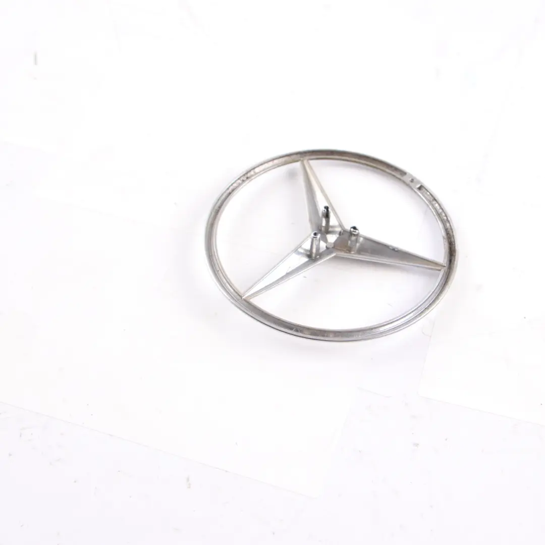  Mercedes-Benz C-Klasse W203 Hinten Kofferraum Emblem Logo - SKU A2037580058 - Teilenummer A2037580058