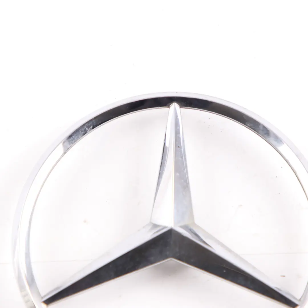  Mercedes-Benz C-Klasse W203 Hinten Kofferraum Emblem Logo - SKU A2037580058 - Teilenummer A2037580058