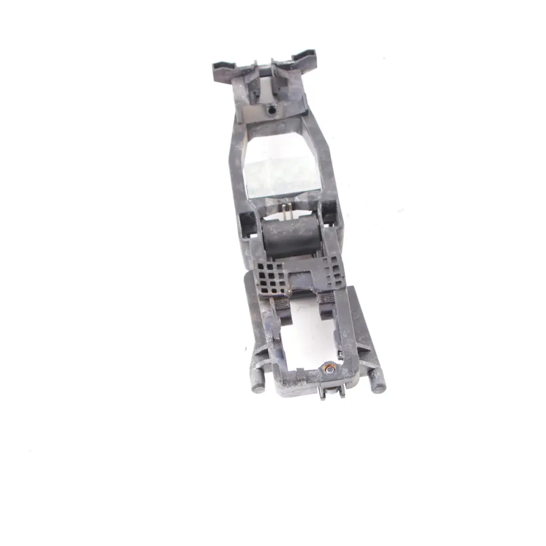 Mercedes W203 CL203 Poignée de porte avant gauche - SKU A2037600134 - Numéro de pièce A2037600134