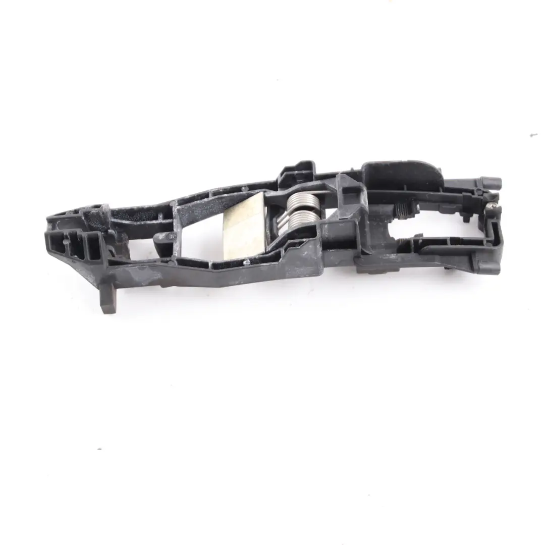 Mercedes W203 Podstawa Klamki Przód Prawa - SKU A2037600234 - Numer Części A2037600234
