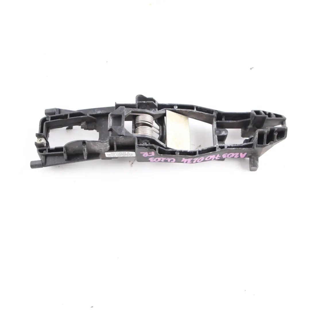 Mercedes W203 Haltegriff vordere Tür rechts Basislager Träger - SKU A2037600234 - Teilenummer A2037600234