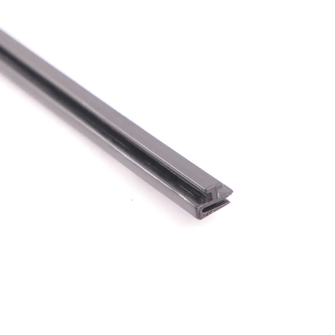 Moldura Cubierta Riel Techo Izquierda para Mercedes CL203 con número de pieza A2037840160 Mercedes CL203 Moldura Cubierta Riel Techo Izquierda - SKU A2037840160 - Número de pieza A2037840160