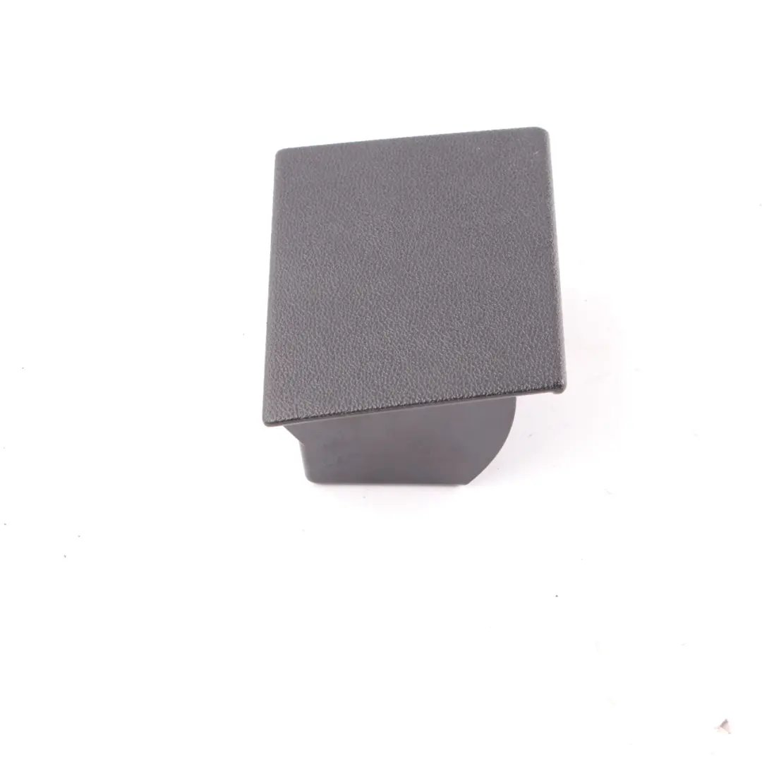 Posacenere Centrale Mercedes W203 CL203 Cenere Anteriore Nero per con numero di parte A2038100530 Posacenere Centrale Mercedes W203 CL203 Cenere Anteriore Nero - SKU A2038100530-1 - Numero di parte A2038100530