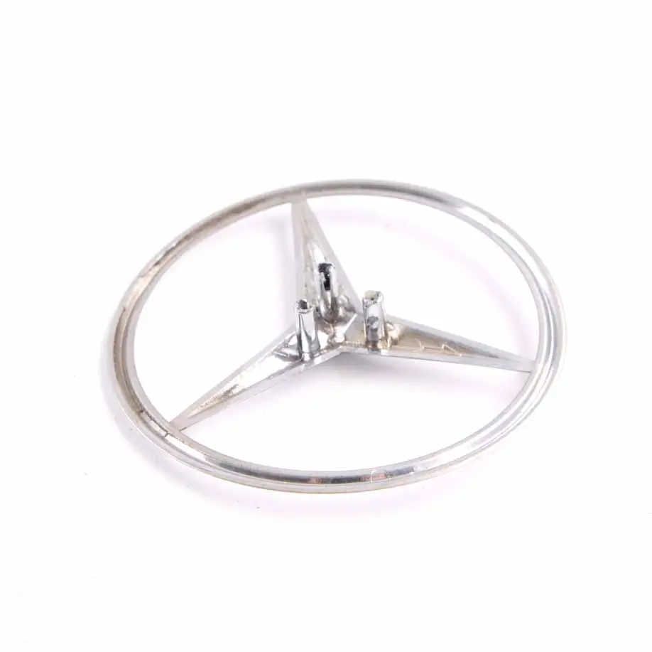 C203 Emblema Coperchio posteriore Portellone Logo Stella per Mercedes con numero di parte A2038170016 Mercedes C203 Emblema Coperchio posteriore Portellone Logo Stella - SKU A2038170016 - Numero di parte A2038170016
