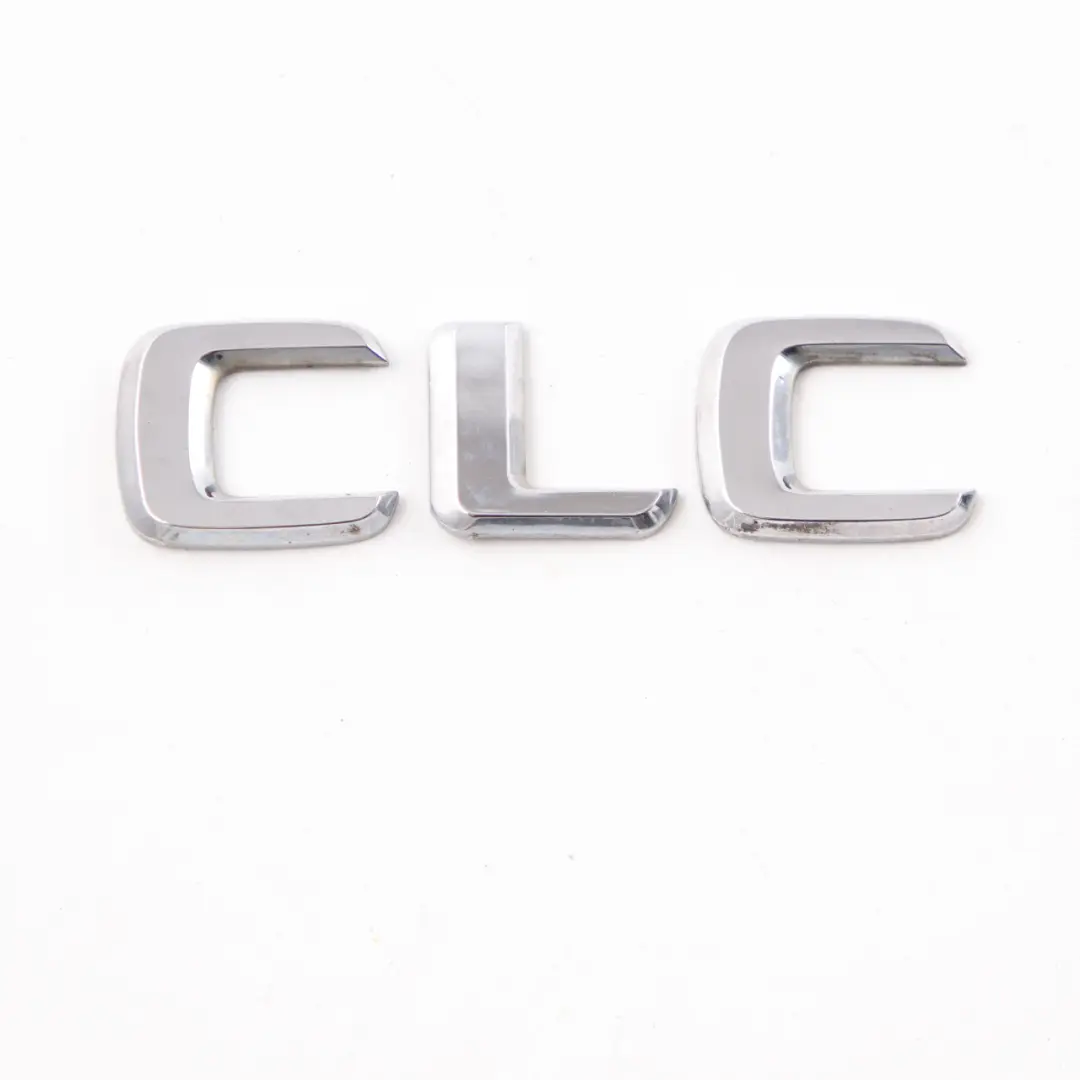 Trunk Tailgate Lettering Trasero Adherido Emblema CLC 200 para Mercedes CLC CL203 con número de pieza A2038173915 Mercedes CLC CL203 Trunk Tailgate Lettering Trasero Adherido Emblema CLC 200 - SKU A2038173915 - Número de pieza A2038173915