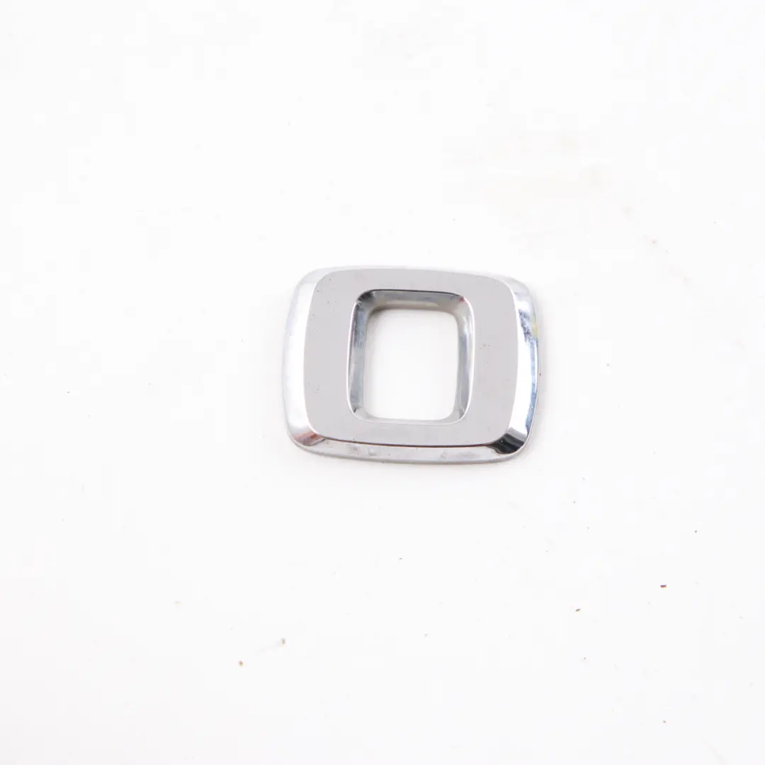 CLC180 Emblemat Klapy Bagażnika do Mercedes CL203 o numerze A2038173915 Mercedes CL203 CLC180 Emblemat Klapy Bagażnika - SKU A2038173915 - Numer Części A2038173915