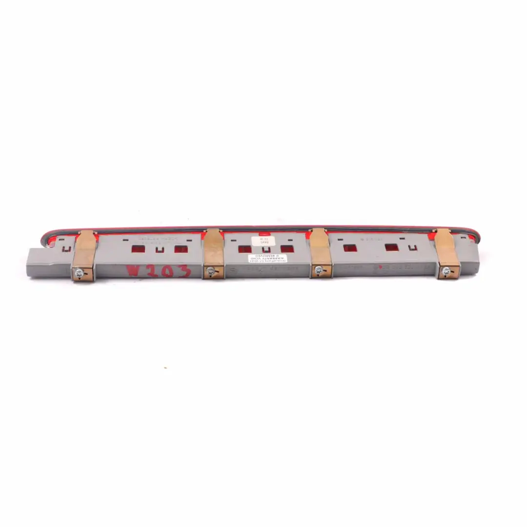 Mercedes W203 Terza luce di stop supplementare posteriore - SKU A2038200156 - Numero di parte A2038200156