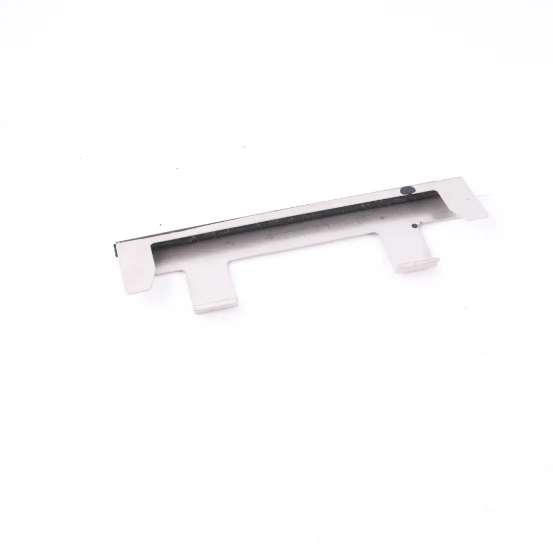 Mercedes C203 Support Antenne Amplificateur A2038200091 - SKU A2038200191 - Numéro de pièce A2038200191