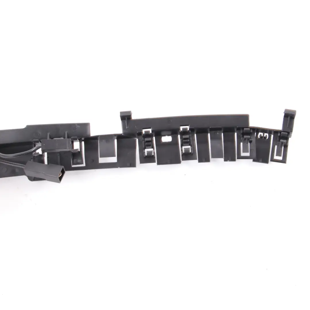 Wzmacniacz Anteny do Mercedes W203 o numerze A2038200289 Mercedes W203 Wzmacniacz Anteny - SKU A2038200289 - Numer Części A2038200289