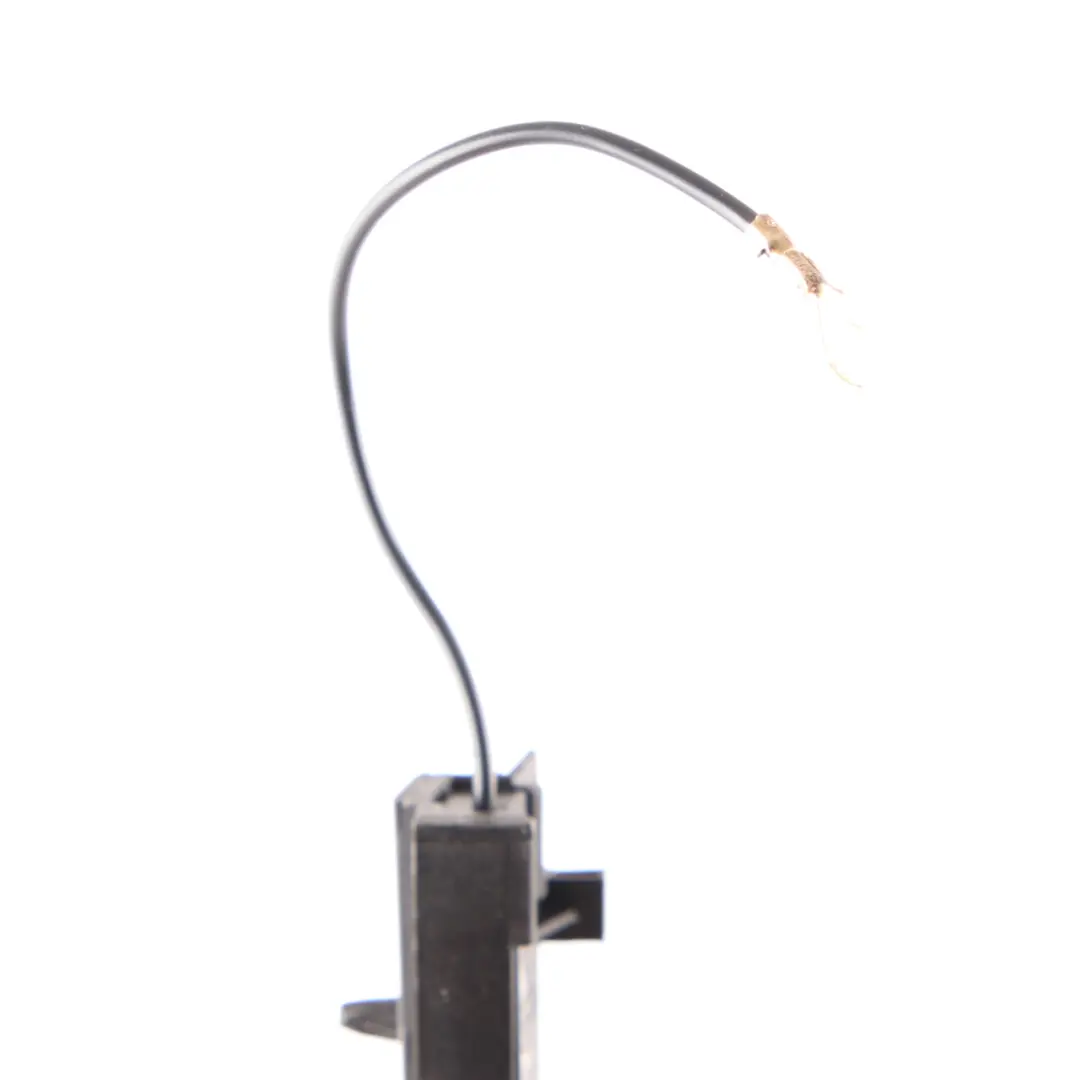 Modulo antenna amplificatore antenna sinistra per Mercedes W203 Touring con numero di parte A2038200289 Mercedes W203 Touring Modulo antenna amplificatore antenna sinistra - SKU A2038200289 - Numero di parte A2038200289