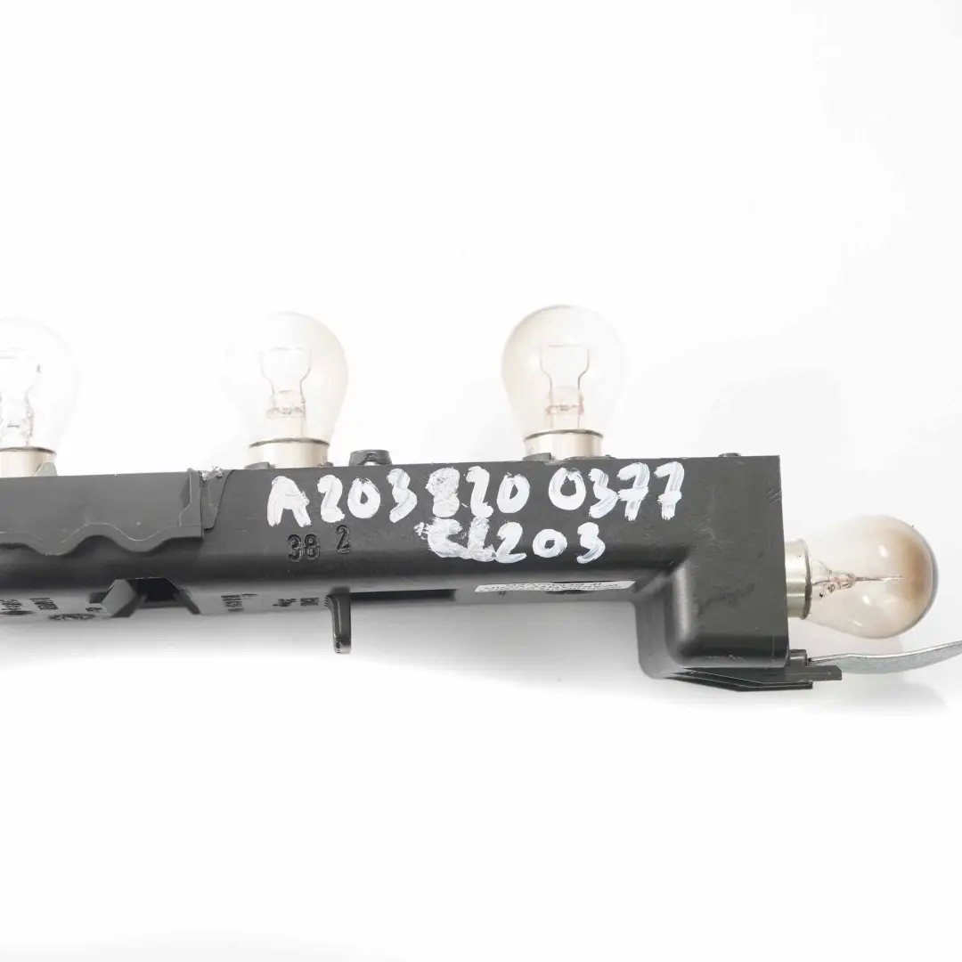 Mercedes CL203 Portalámparas Luz Trasera Izquierda Derecha 151631-00 - SKU A2038200377 - Número de pieza A2038200377