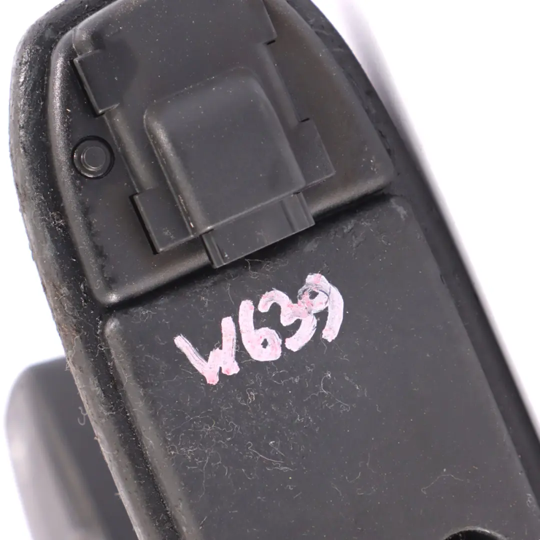 Mercedes W639 W210 W168 Telefonhalterung für Nokia 6070 6080 - SKU A2038200451 - Teilenummer A2038200451