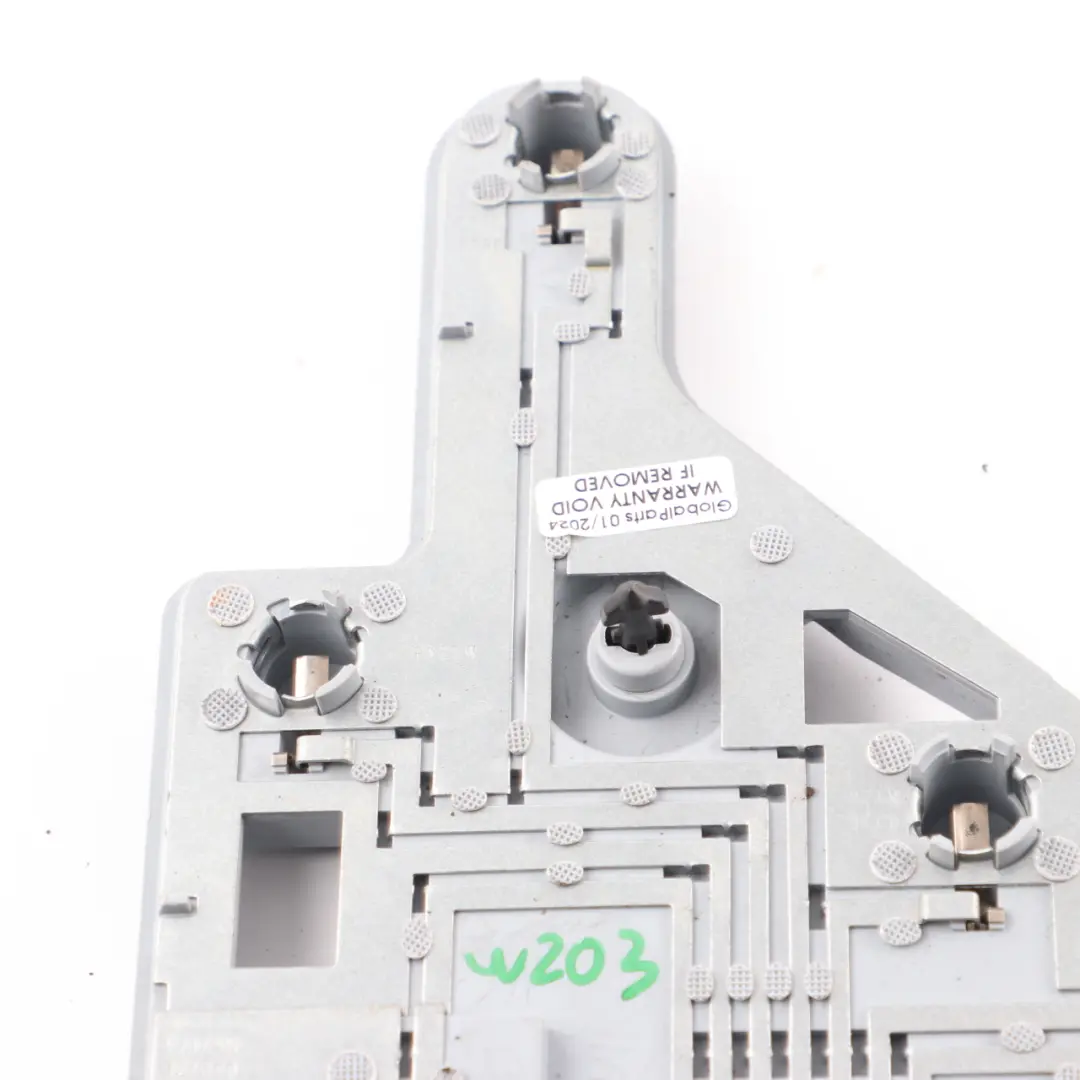 Mercedes W203 Supporto lampadina posteriore sinistra - SKU A2038200777 - Numero di parte A2038200777