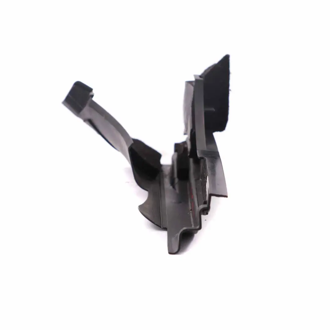  Goulotte câbles Mercedes W203 W209 Support garniture guide droit - SKU A2038201069 - Numéro de pièce A2038201069