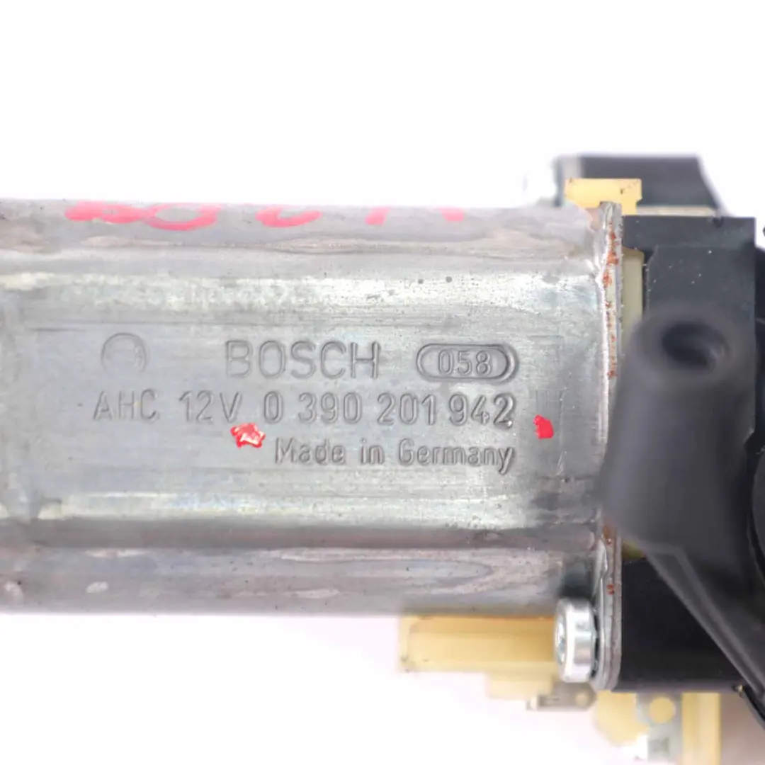  Actuador Motor Ajuste Respaldo Asiento Trasero Mercedes W203 A2038205242 - SKU A2038201342 - Número de pieza A2038201342