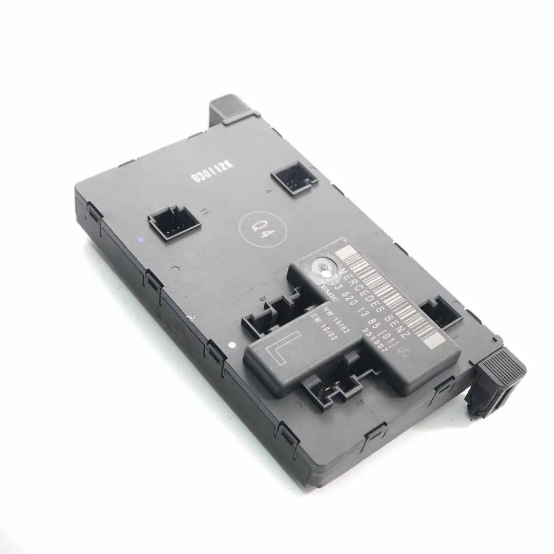 Module porte Mercedes CL203 W203 Unité de contrôle avant gauche pour à propos du numéro de pièce A2038201385 Module porte Mercedes CL203 W203 Unité de contrôle avant gauche - SKU A2038201385 - Numéro de pièce A2038201385