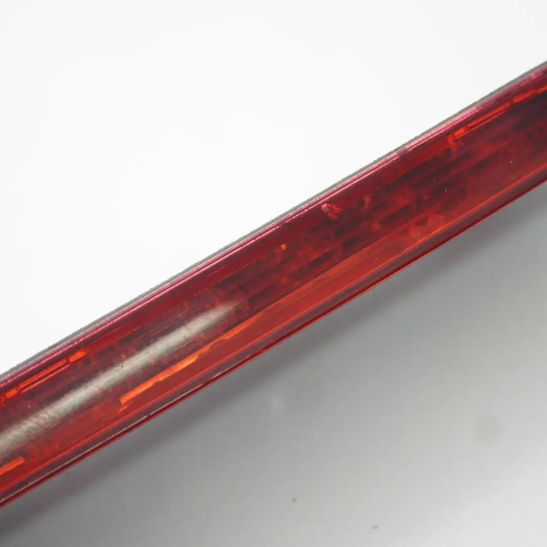 Mercedes W203 Saloon Arrière Feu stop troisième feu de freinage - SKU A2038201456-1 - Numéro de pièce A2038201456