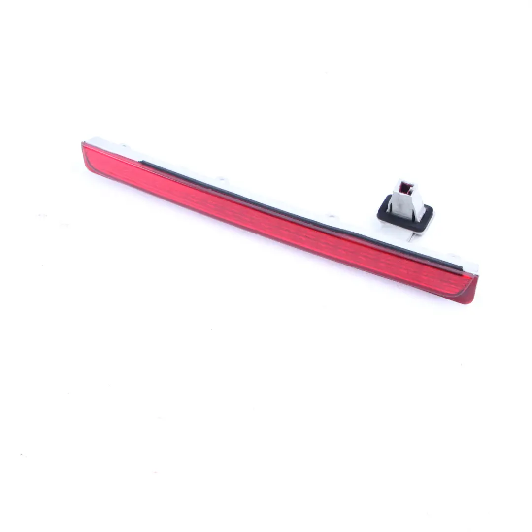 Lampada Di Stop Aggiuntiva Terza Luce Freno Posteriore per Mercedes S203 con numero di parte A2038201556 Mercedes S203 Lampada Di Stop Aggiuntiva Terza Luce Freno Posteriore - SKU A2038201556 - Numero di parte A2038201556