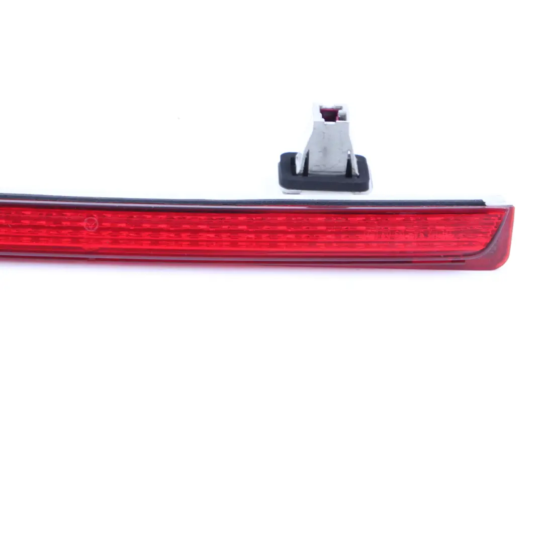 Trzecie Światło Stopu Światło Tylne do Mercedes W203 Kombi o numerze A2038201556 Mercedes W203 Kombi Trzecie Światło Stopu Światło Tylne - SKU A2038201556 - Numer Części A2038201556