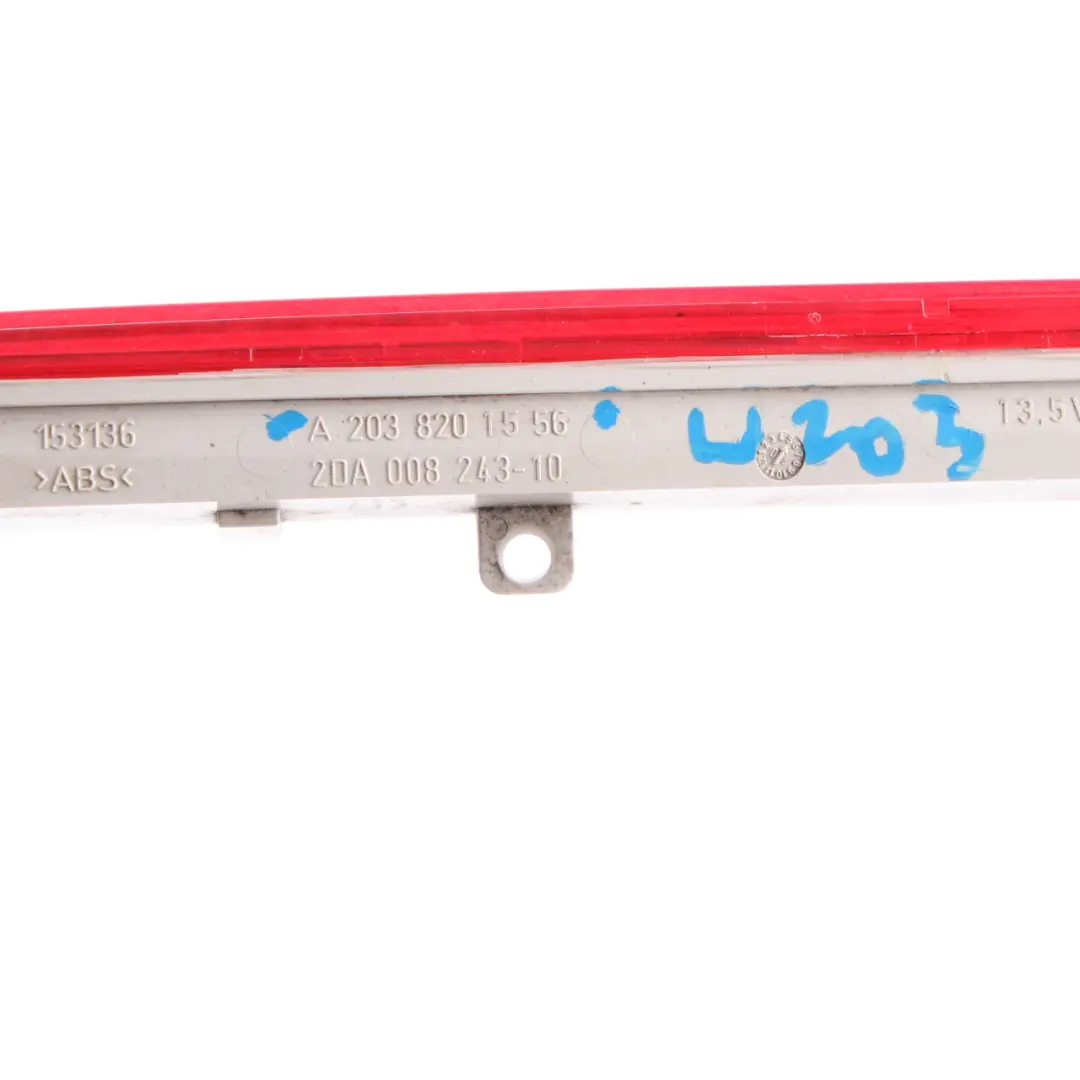 Lampada Di Stop Aggiuntiva Terza Luce Freno Posteriore per Mercedes S203 con numero di parte A2038201556 Mercedes S203 Lampada Di Stop Aggiuntiva Terza Luce Freno Posteriore - SKU A2038201556 - Numero di parte A2038201556