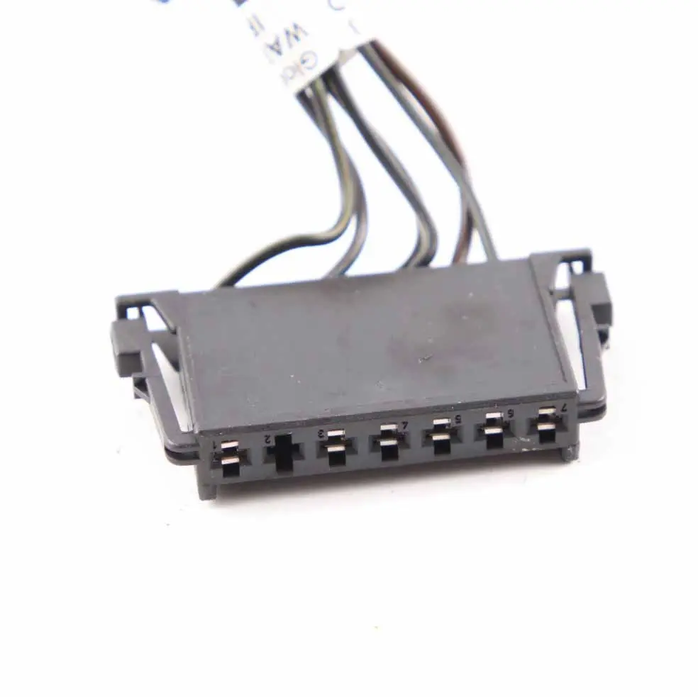 Rücklicht links Lampe Seite Stecker Buchse Verkabelung A2115450328 für Mercedes W203 mit Teilenummer A2038201964 Mercedes W203 Rücklicht links Lampe Seite Stecker Buchse Verkabelung A2115450328 - SKU A2038201964-2 - Teilenummer A2038201964