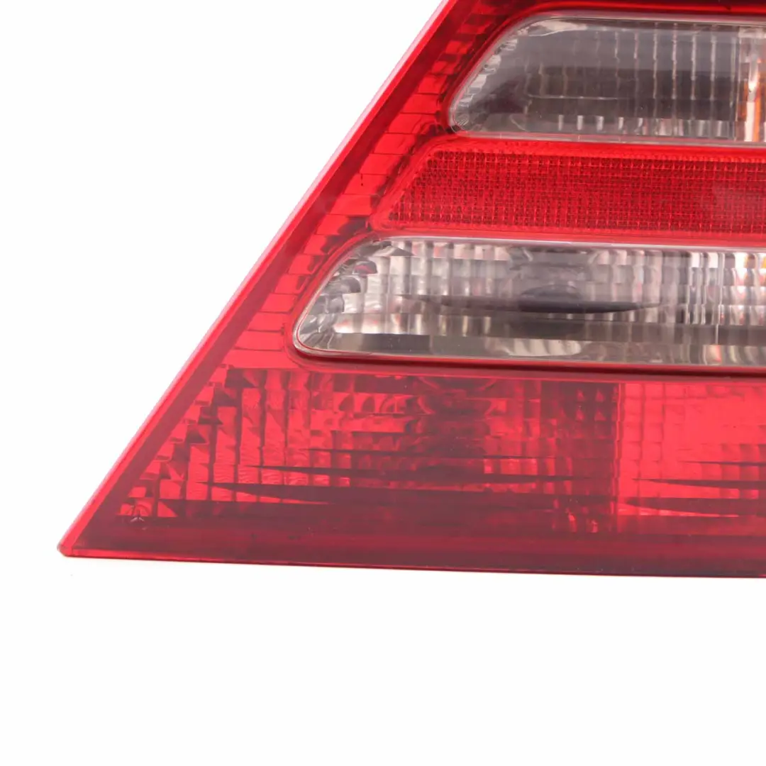 Mercedes W203 Berlina Fanale posteriore destro Fanale laterale - SKU A2038202064-1 - Numero di parte A2038202064