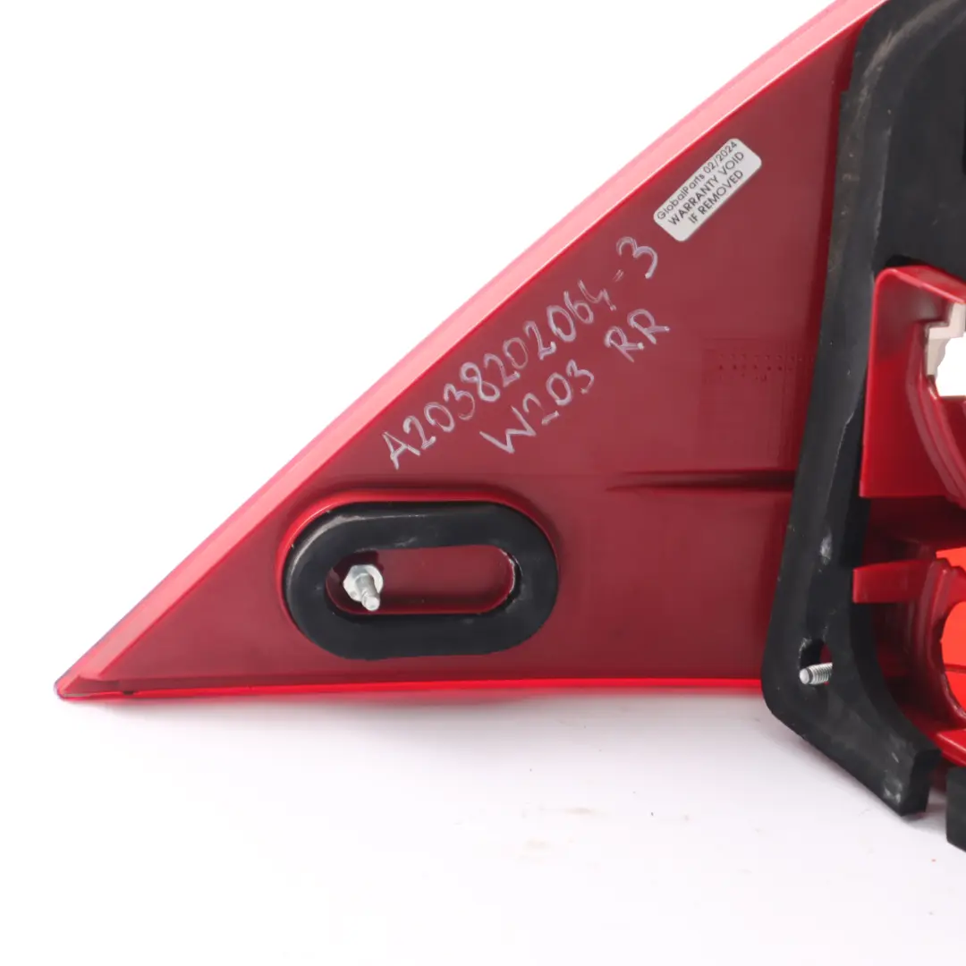 feu arrière droit pour Mercedes W203 Sedan à propos du numéro de pièce A2038202064 Mercedes W203 Sedan feu arrière droit - SKU A2038202064-3 - Numéro de pièce A2038202064
