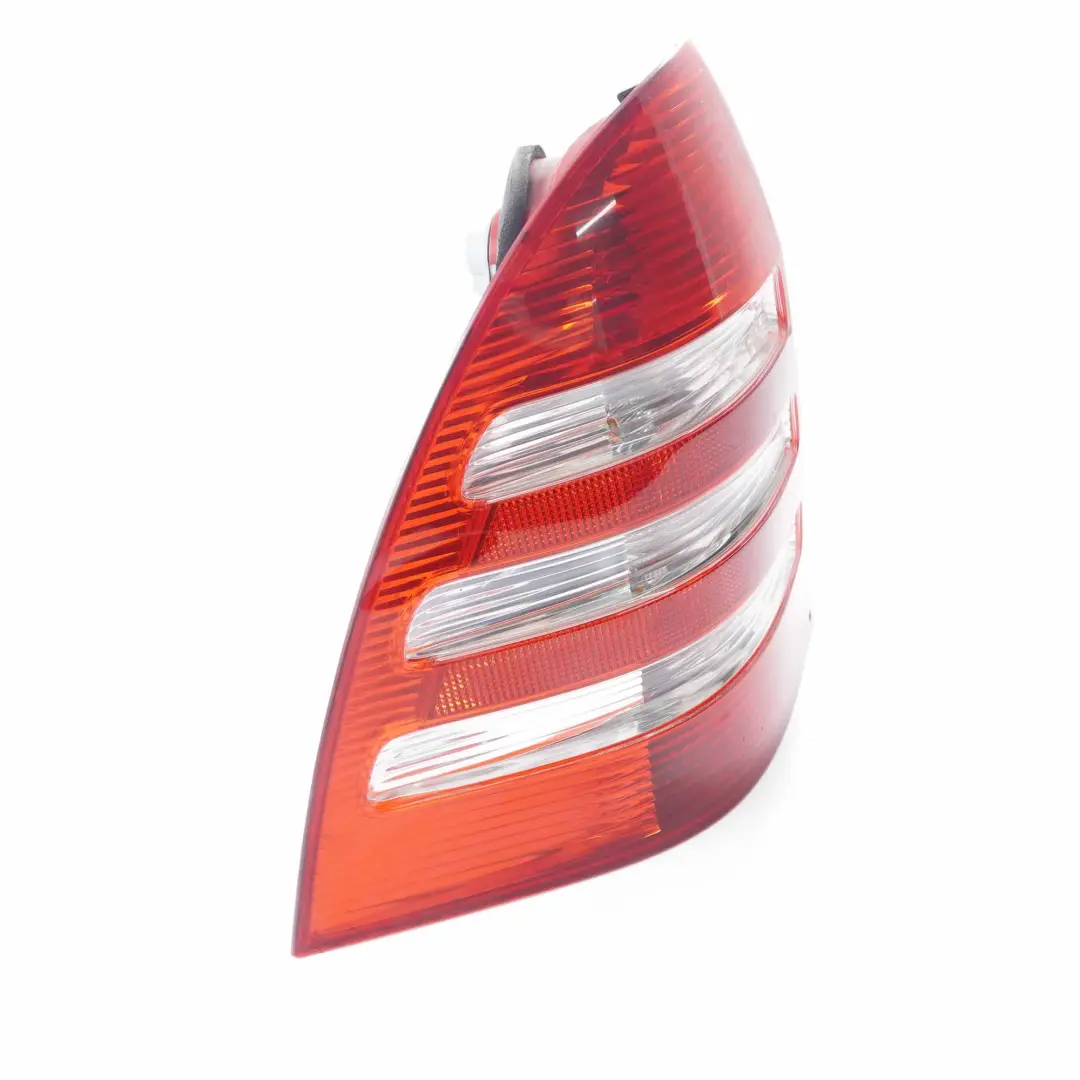 Mercedes S203 W203 Estate Trasero Izquierdo Luz Trasera Panel - SKU A2038202364 - Número de pieza A2038202364