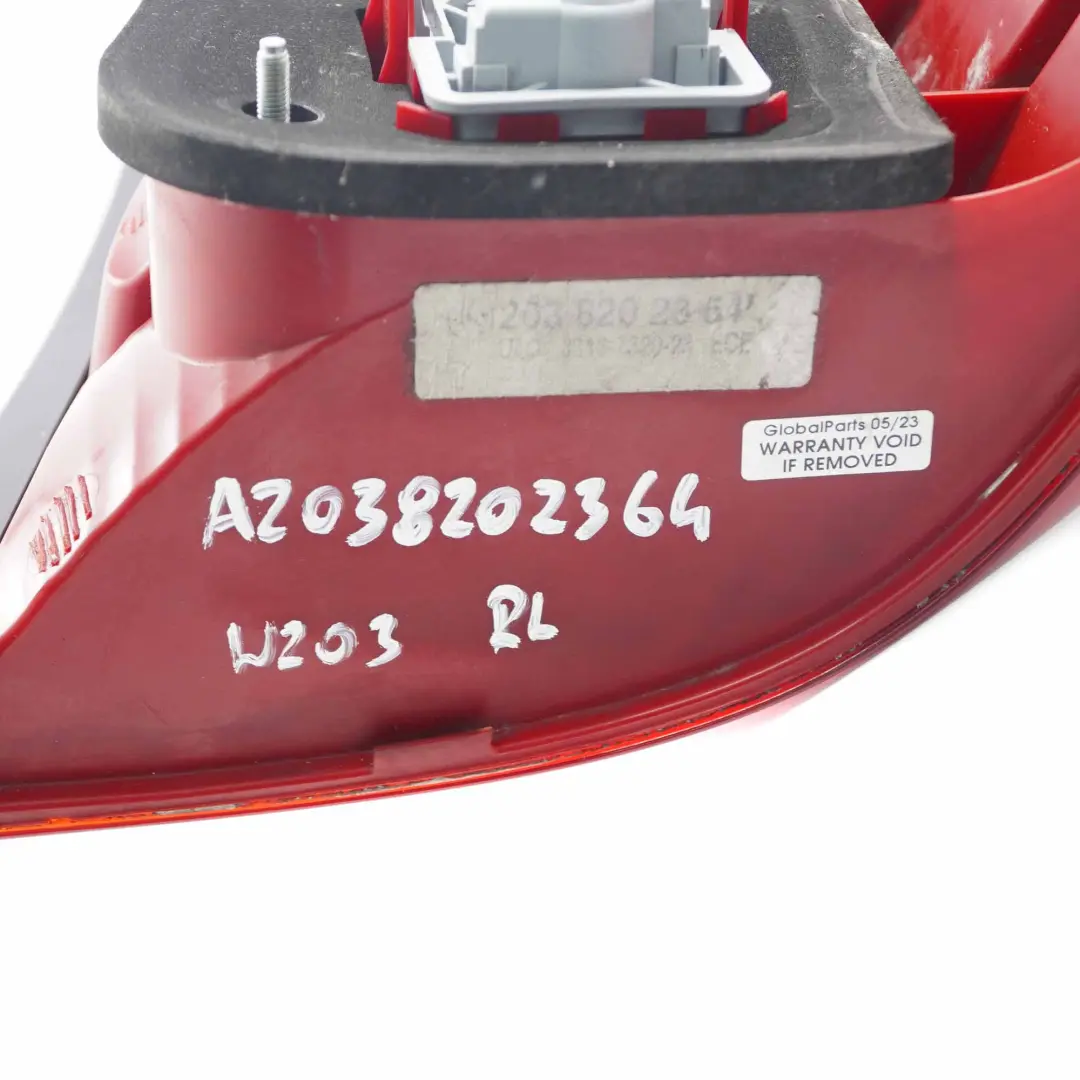 Posteriore Sinistro Fanale Pannello per Mercedes S203 W203 Estate con numero di parte A2038202364 Mercedes S203 W203 Estate Posteriore Sinistro Fanale Pannello - SKU A2038202364 - Numero di parte A2038202364