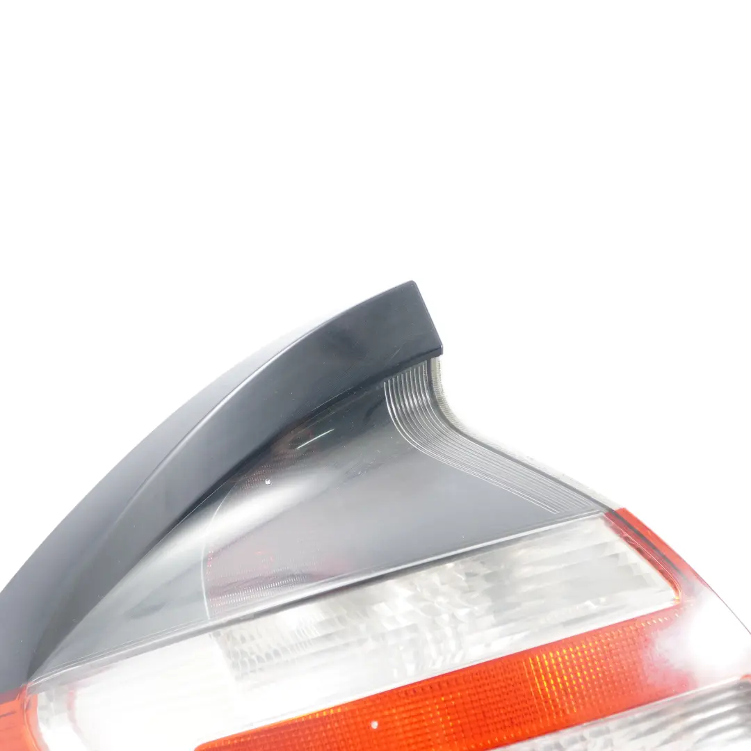 Rücklicht Lampe Seite Panel hinten links für Mercedes CLC CL203 mit Teilenummer A2038202564 Mercedes CLC CL203 Rücklicht Lampe Seite Panel hinten links - SKU A2038202564 - Teilenummer A2038202564