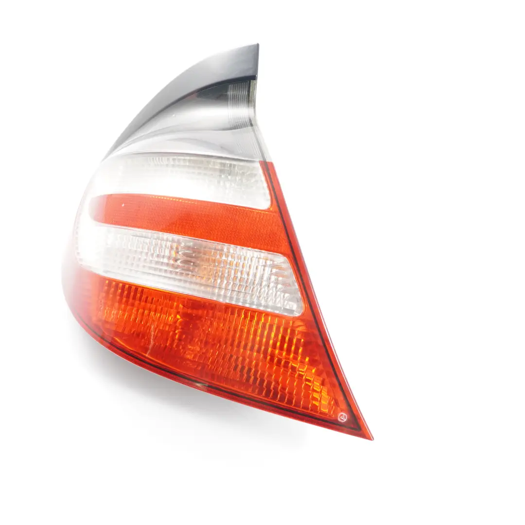 Mercedes CLC CL203 Lampa Lewy Tył Lewa Tylna - SKU A2038202564 - Numer Części A2038202564