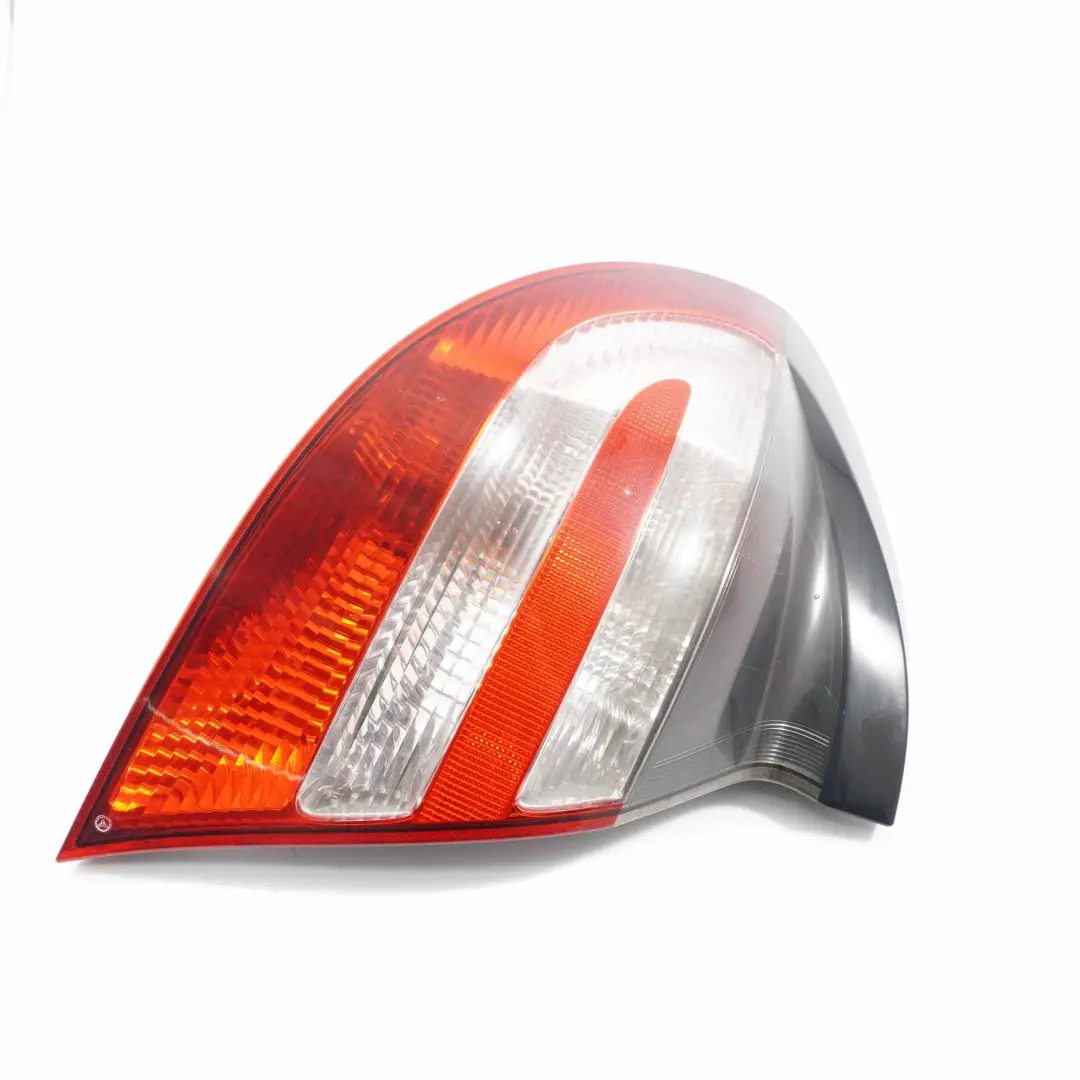 Mercedes CLC CL203 Luz Trasera Panel Lateral Trasero Izquierdo - SKU A2038202564 - Número de pieza A2038202564
