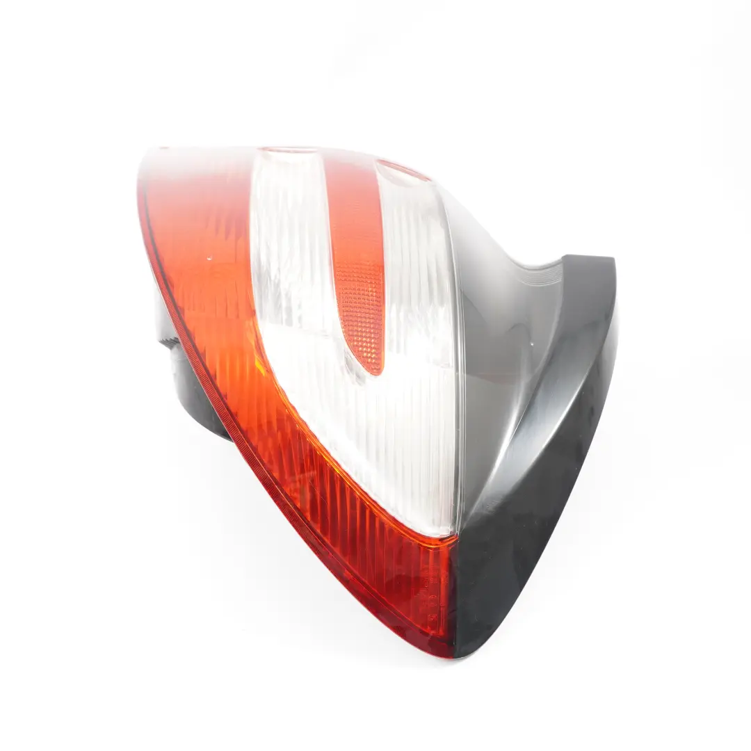 Fanale posteriore Pannello laterale posteriore destro per Mercedes CL203 con numero di parte A2038202664 Mercedes CL203 Fanale posteriore Pannello laterale posteriore destro - SKU A2038202664 - Numero di parte A2038202664