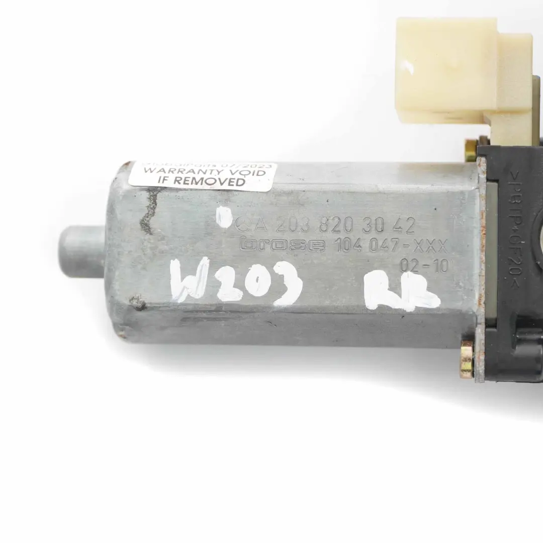 Elevalunas Motor Accionamiento Puerta Trasera Derecha para Mercedes W203 con número de pieza A2038203042 Mercedes W203 Elevalunas Motor Accionamiento Puerta Trasera Derecha - SKU A2038203042 - Número de pieza A2038203042