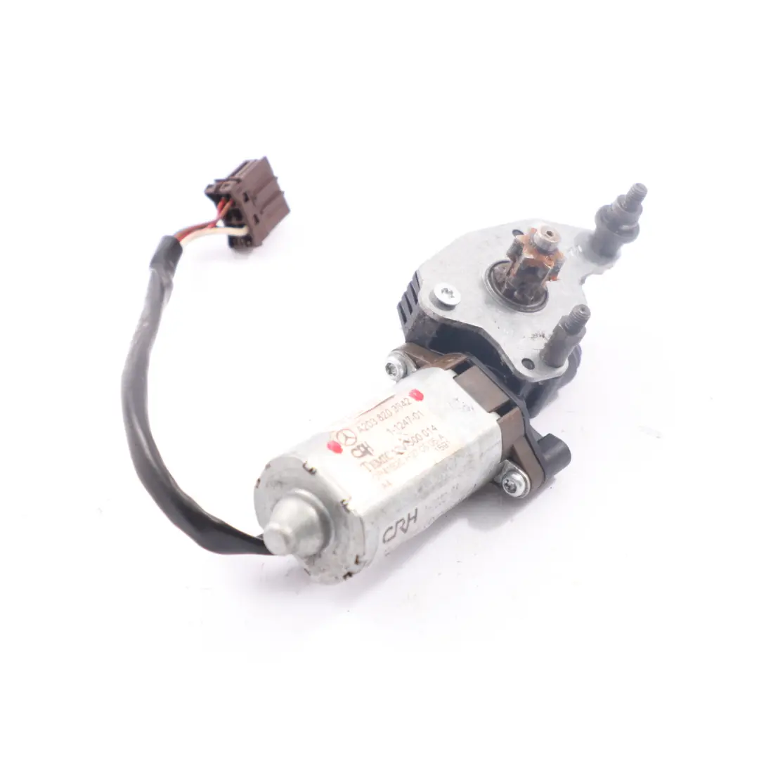 actionneur moteur siège avant gauche droite réglage pour Mercedes W203 à propos du numéro de pièce A2038203842 Mercedes W203 actionneur moteur siège avant gauche droite réglage - SKU A2038203842 - Numéro de pièce A2038203842