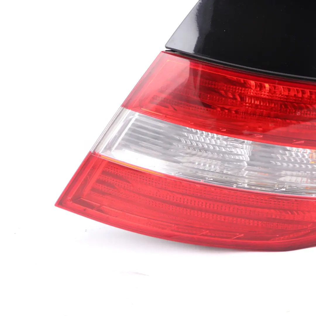 Tail Light Mercedes CL203 Rear Right O/S Lamp Side Black Schwarz to with Part number A2038204864 Tail Light Mercedes CL203 Rear Right O/S Lamp Side Black Schwarz - SKU A2038204864-SCH - Part number A2038204864