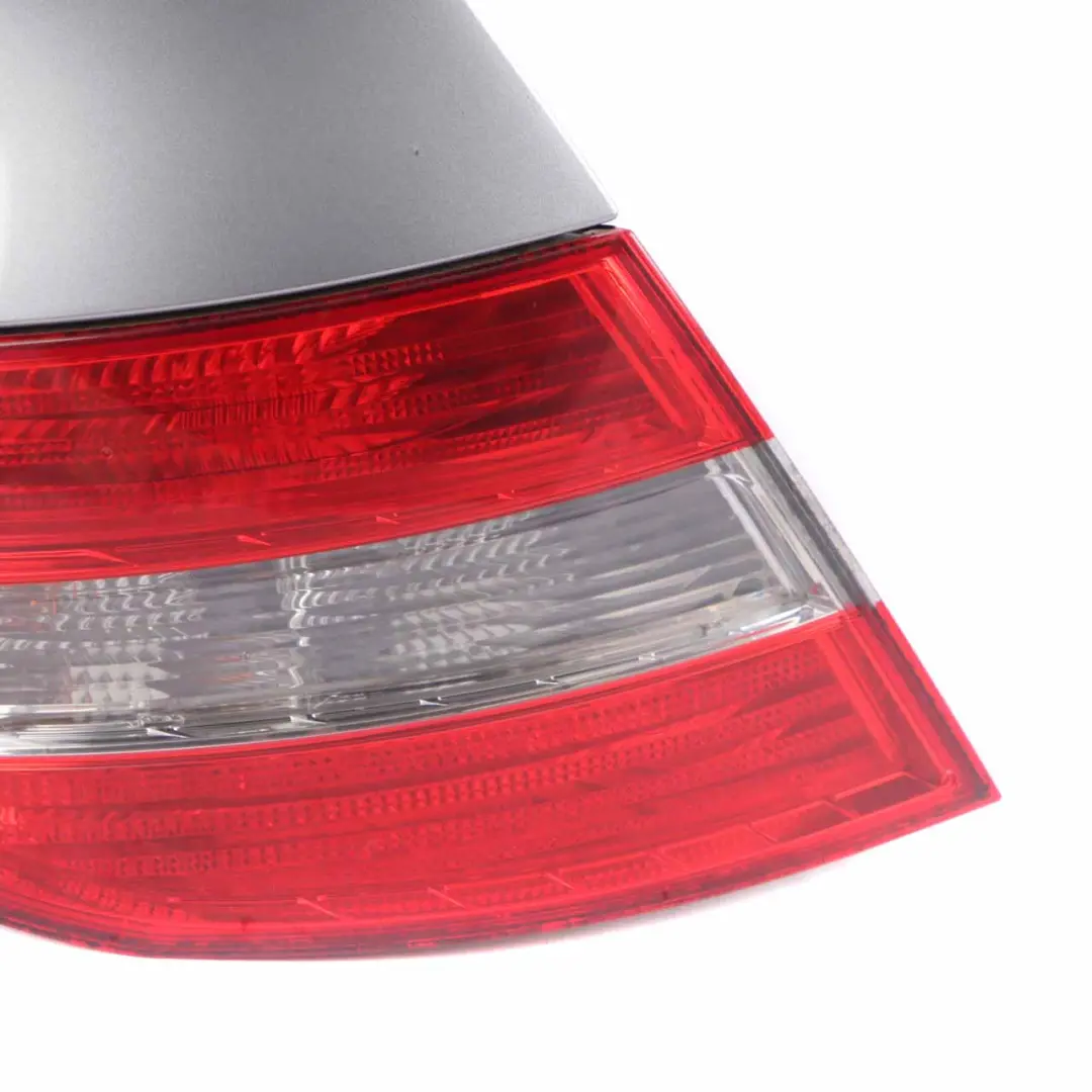 Mercedes CL203 Rücklicht hinten links Palladiumsilber - SKU A2038205164-PAL - Teilenummer A2038205164