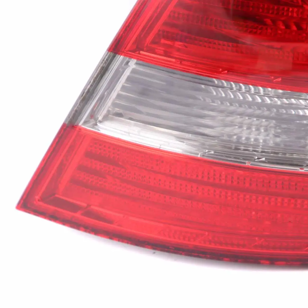 Rücklicht hinten rechts Lampe Seite Palladiumsilber Mercedes CL203 - SKU A2038205264-PAL - Teilenummer A2038205264