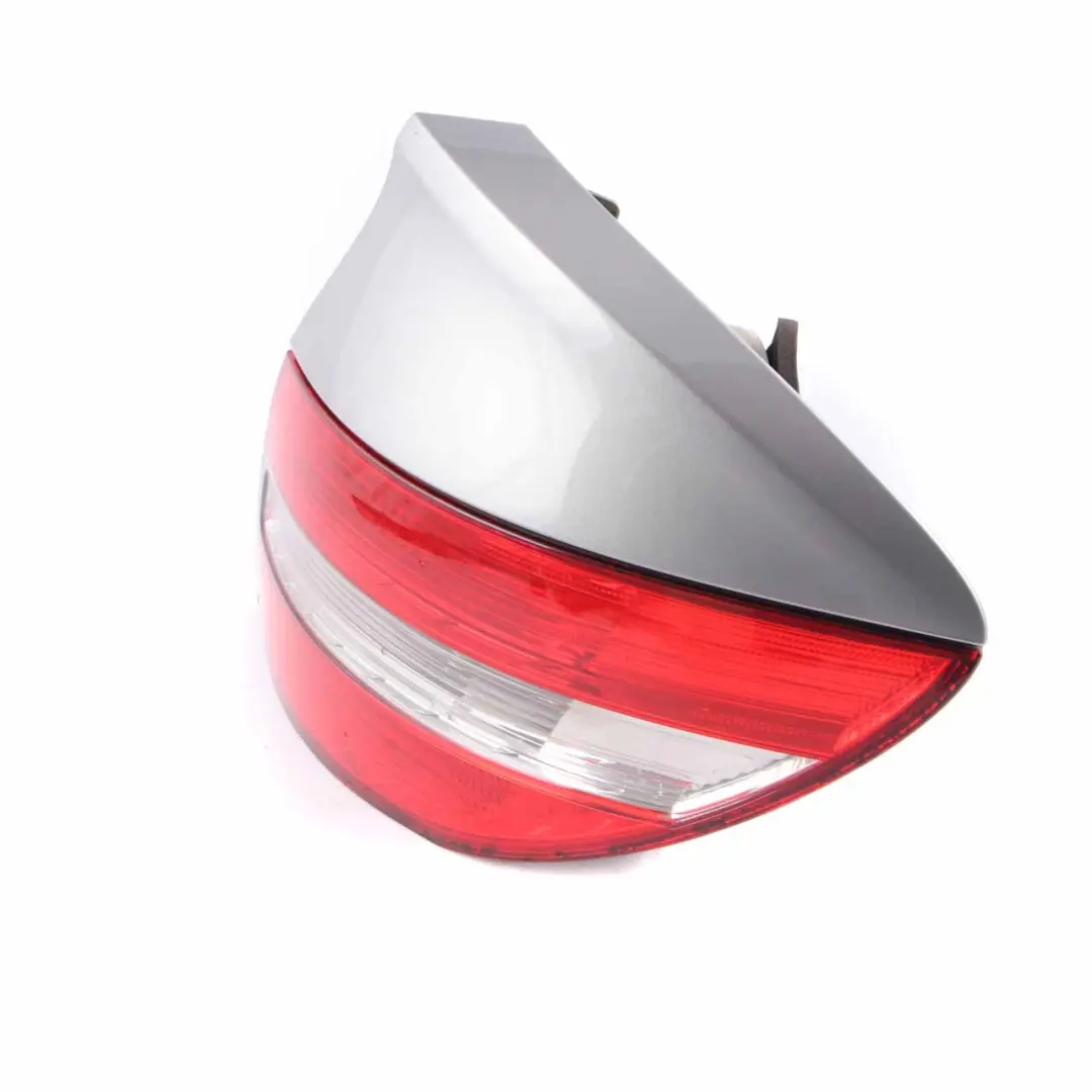 Rücklicht hinten rechts Lampe Seite Palladiumsilber Mercedes CL203 - SKU A2038205264-PAL - Teilenummer A2038205264